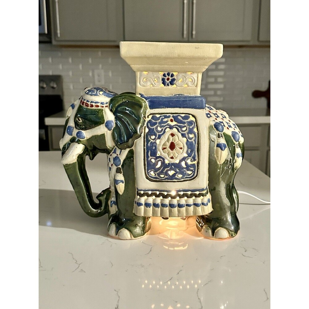 11 1/4" Ceramic Hollywood Regency Green Elephant Plant Stand Side Table & Lamp